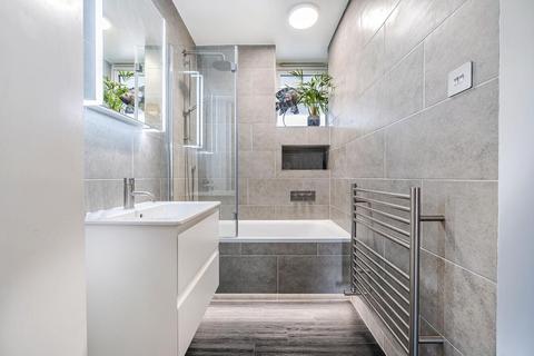 8, Lapworth Court Chichester Road, London, W2 6PJ