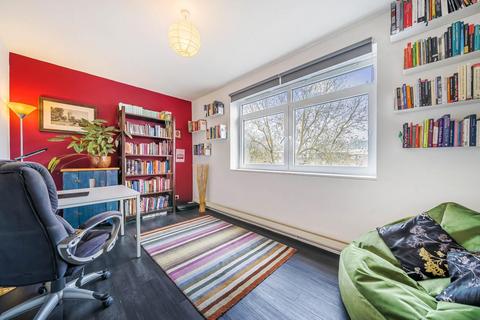 8, Lapworth Court Chichester Road, London, W2 6PJ