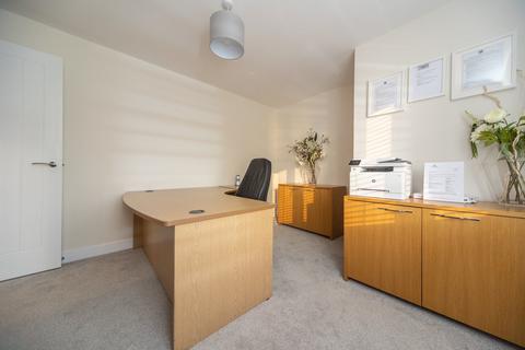 4 bedroom detached house for sale, Chamomile Road, Shepshed, LE12