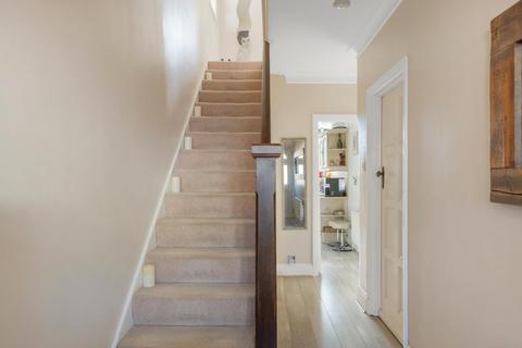 61 Boston Gardens, Brentford, TW8 9LR