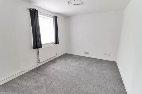 1 bedroom maisonette for sale, Sharpthorpe Close, Reading