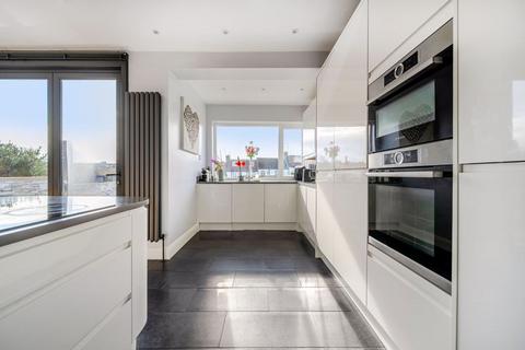67 Ridgeway Avenue, Barnet, EN4 8TL
