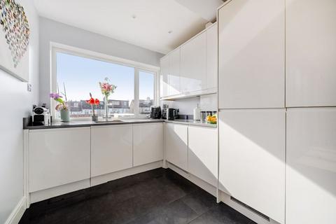 67 Ridgeway Avenue, Barnet, EN4 8TL