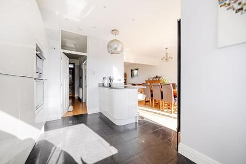 67 Ridgeway Avenue, Barnet, EN4 8TL