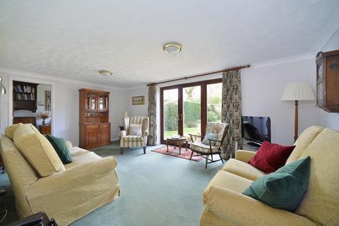 3 bedroom detached bungalow for sale, Rowly Drive, Cranleigh