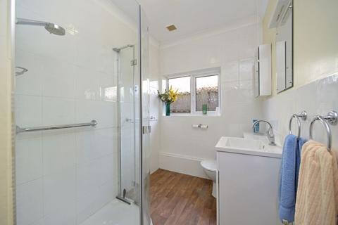 Rhosilli Rowly Drive, Cranleigh, GU6 8PJ