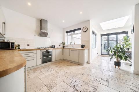 35 Reventlow Road, London, SE9 2DJ