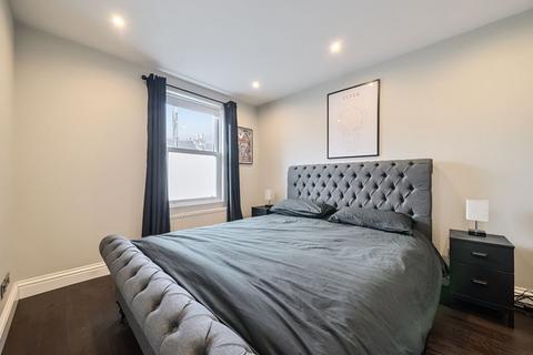 35 Reventlow Road, London, SE9 2DJ