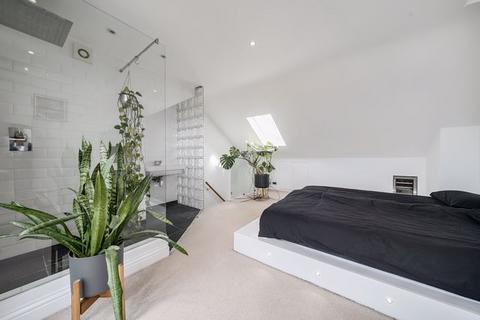 35 Reventlow Road, London, SE9 2DJ
