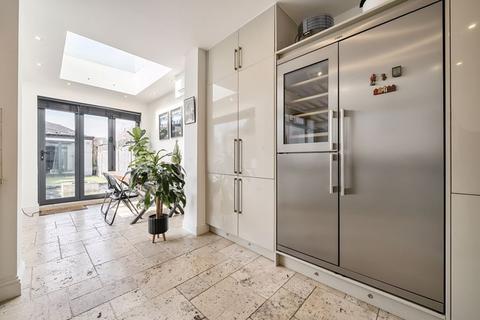 35 Reventlow Road, London, SE9 2DJ