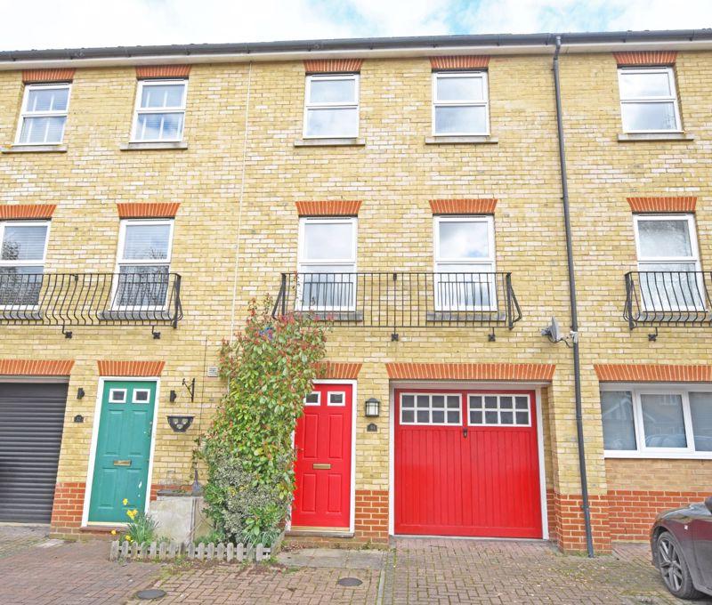 Albert Reed Gardens, Maidstone 4 bed terraced house for sale - £350,000