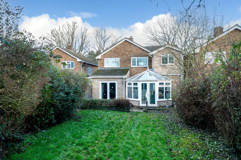 4 bedroom detached house for sale, Mancroft Road, Caddington, LU1