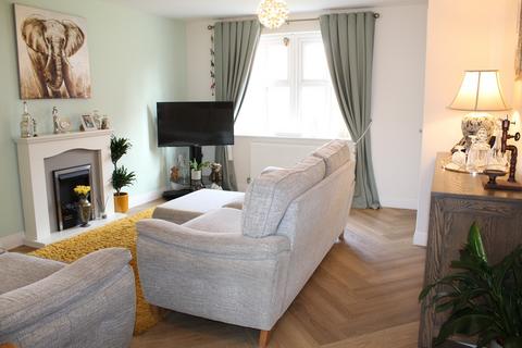 3 bedroom detached house for sale, Tomlinson Close, Newton, Alfreton. DE55 5AW