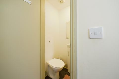 1 bedroom terraced house to rent, Mortlake Road