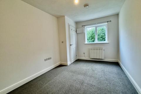 1 bedroom flat to rent, Mohair Street, Keighley. BD21 2AG