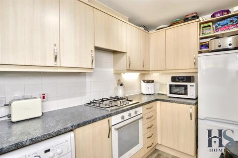 216 Wharf Lane, Solihull, B91 2UN