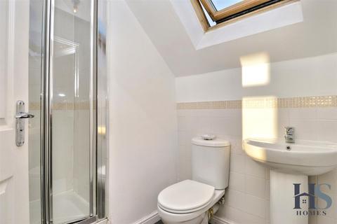 216 Wharf Lane, Solihull, B91 2UN
