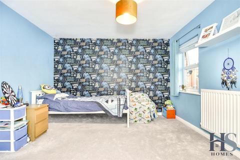 216 Wharf Lane, Solihull, B91 2UN