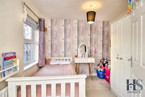 216 Wharf Lane, Solihull, B91 2UN