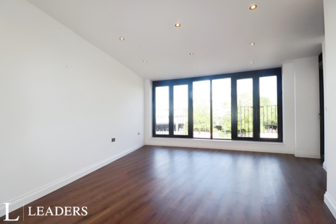 2 bedroom apartment to rent, William Hunter Way, Brentwood