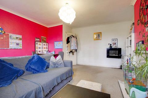 2 bedroom maisonette for sale, Hertford Road, Enfield