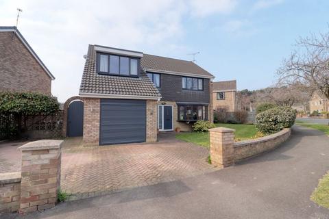 4 bedroom detached house for sale, Weymouth Crescent, Scunthorpe