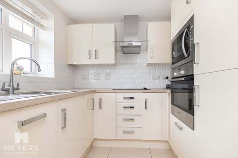 1 bedroom flat for sale, Tuckton Road, Bournemouth, BH6 3