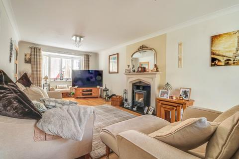 12 Havengore Close, Great Wakering, Southend-on-sea, SS3 0PH