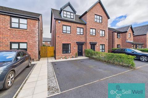 3 bedroom semi-detached house for sale, Highclove Lane, Manchester M28