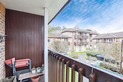 2 bedroom retirement property for sale, Fernlea Avenue, Ferndown BH22