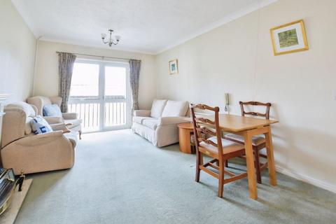 2 bedroom retirement property for sale, Fernlea Avenue, Ferndown BH22