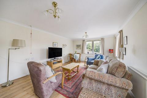 2 bedroom retirement property for sale, Clifton Park Avenue, Raynes Park SW20