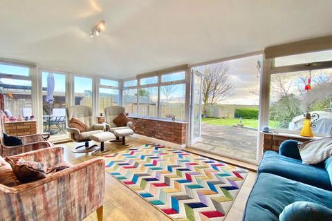 32 Bourne Road, Colsterworth, Grantham, NG33 5JE