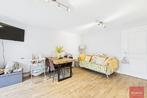 3 bedroom townhouse to rent, Minotaur Way, Copper Quarter, Swansea, SA1