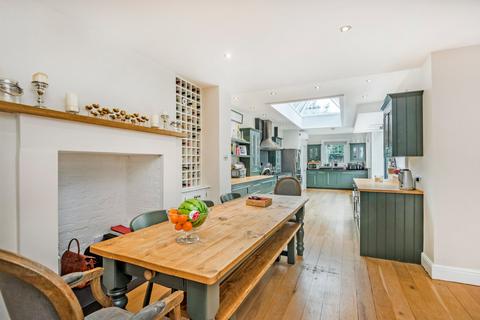 5 bedroom semi-detached house for sale, London W4