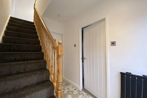undefined, Booth Close, Kingswinford DY6