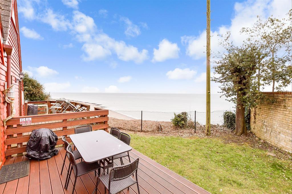 Patio / Decking
