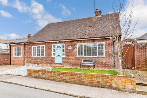 4 bedroom detached bungalow for sale, The Drive, Emsworth PO10