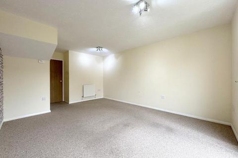 7 Beechwood Close, Devizes, SN10 2RX