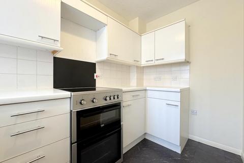 7 Beechwood Close, Devizes, SN10 2RX