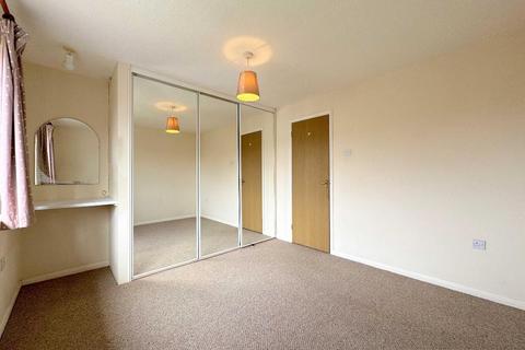 7 Beechwood Close, Devizes, SN10 2RX