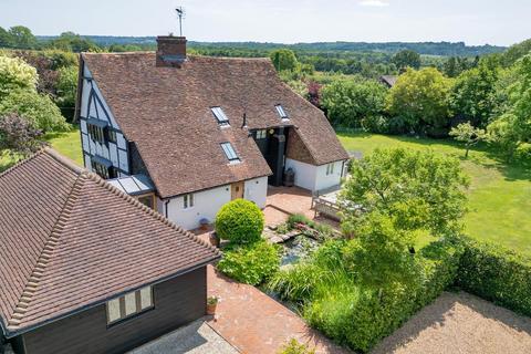 4 bedroom detached house for sale, Thorn Road, Marden Thorn, Kent, TN12 9LJ