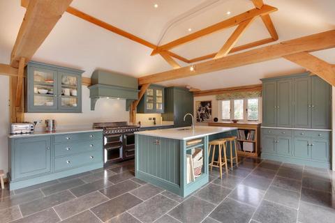 4 bedroom detached house for sale, Thorn Road, Marden Thorn, Kent, TN12 9LJ