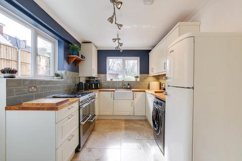 10 Broomhall Road, South Croydon, CR2 0PX
