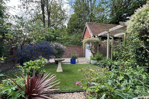 5 bedroom detached house for sale, The Street, Bramber, West Sussex, BN44 3WE