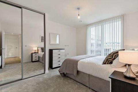 2 bedroom apartment to rent, Exchange Gardens, London, SW8