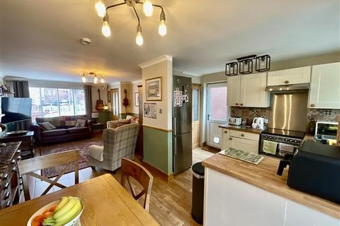 5 Brook Close, Aston, Sheffield, S26 2GB