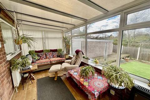 5 Brook Close, Aston, Sheffield, S26 2GB