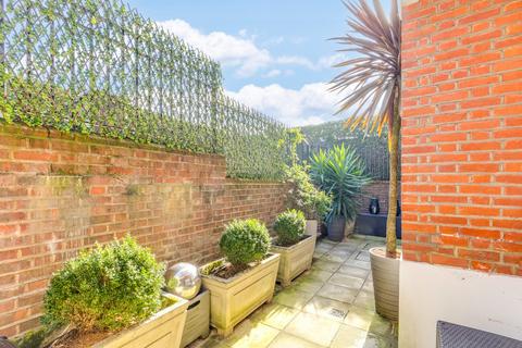 2 bedroom apartment to rent, Maresfield Gardens, Hampstead, London, NW3