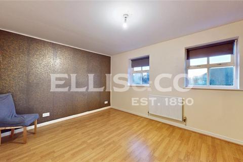undefined, Chamberlayne Avenue, Wembley, HA9